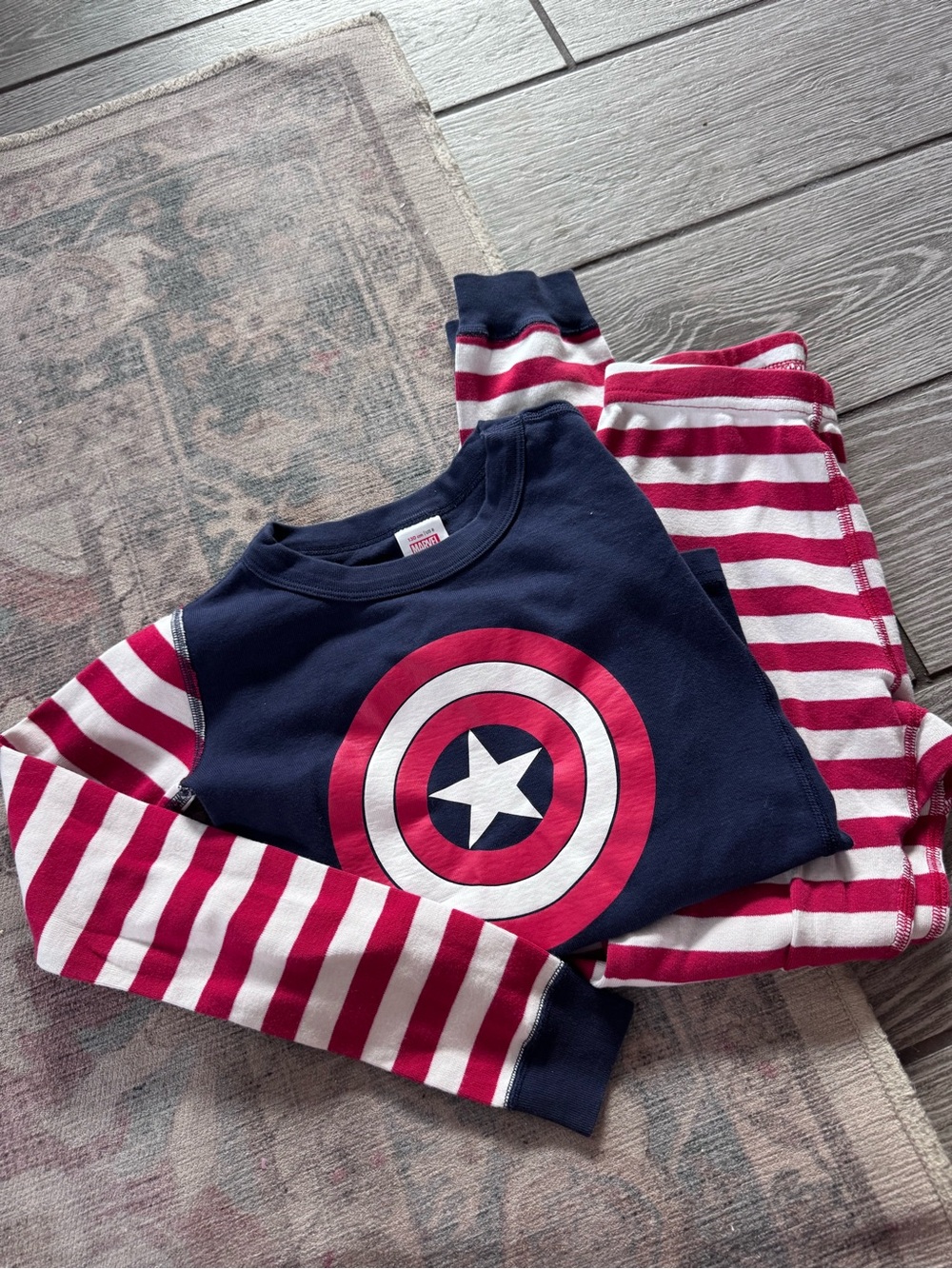 Hanna Andersson organic cotton Marvel Navy red Captain America Pajama Set 130